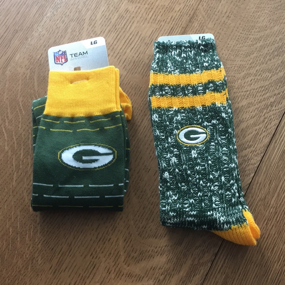 Bundle of two pairs of Green Bay Packers NFL socks